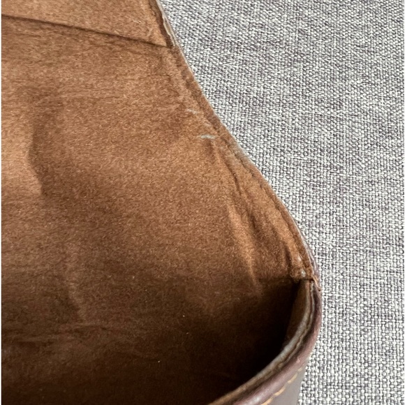 Fossil Vintage Brown Leather Glasses Sunglasses Case Half Moon 80s 90s Classic - Picture 9 of 13